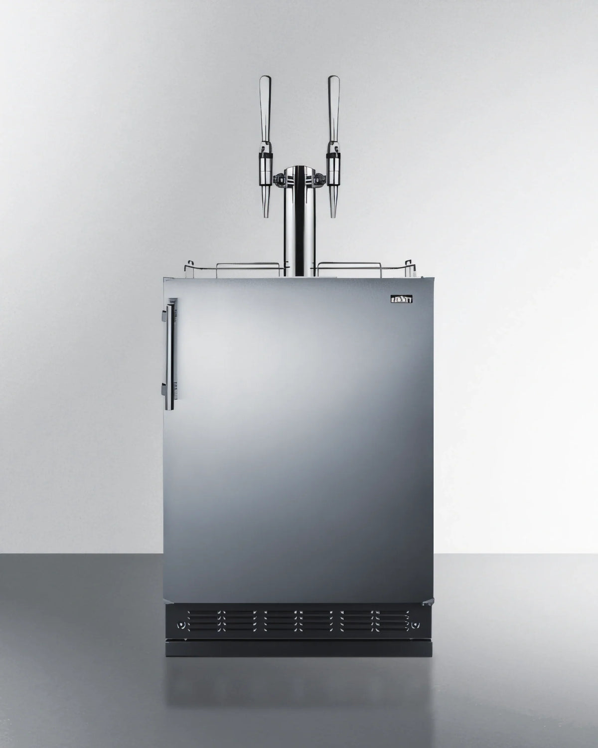 Summit Nitro Coffee Kegerator — 24″, Dual Tap